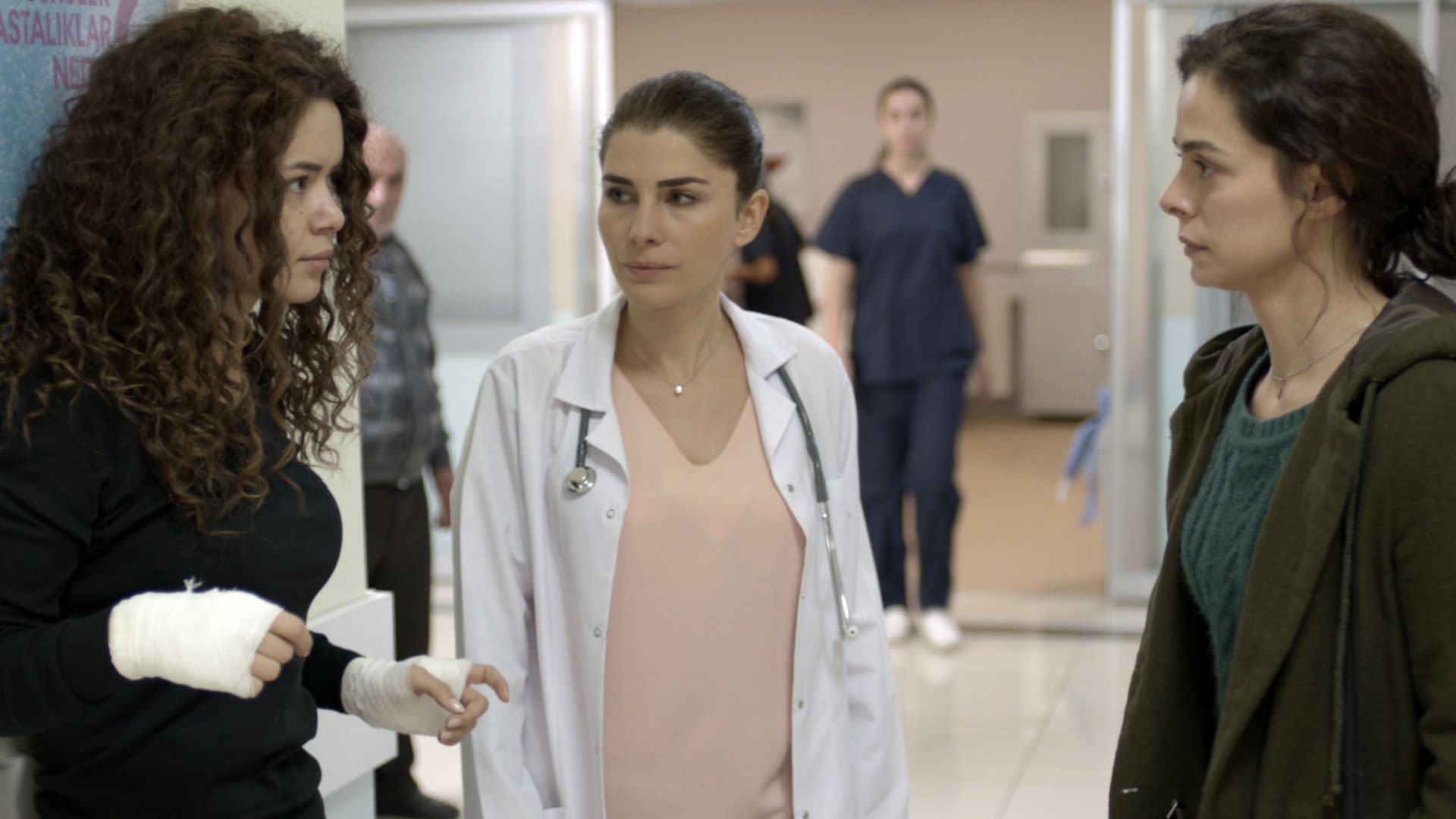 La forza di una donna, puntata del 25 giugno: Hatice e Sirin in ...