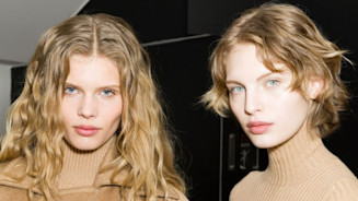 I consigli della dermatologa per rimediare alla caduta dei capelli