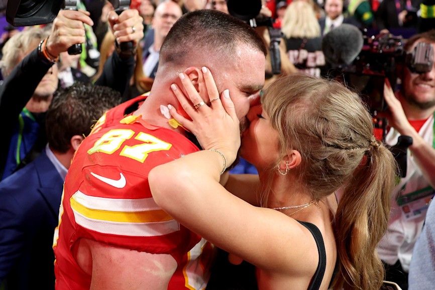 Taylor Swift e Travis Kelce Taylor Swift e Travis Kelce