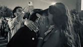 Antonia Nocca, il bacio con Senza Cri