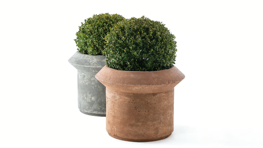 2 -bulbi-handmade-garden-vase-ethimo-596340-rel15327e2d