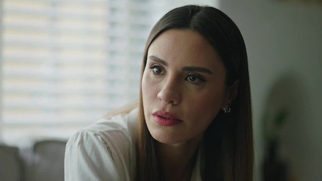 Derya in una scena di Segreti di famiglia 2
