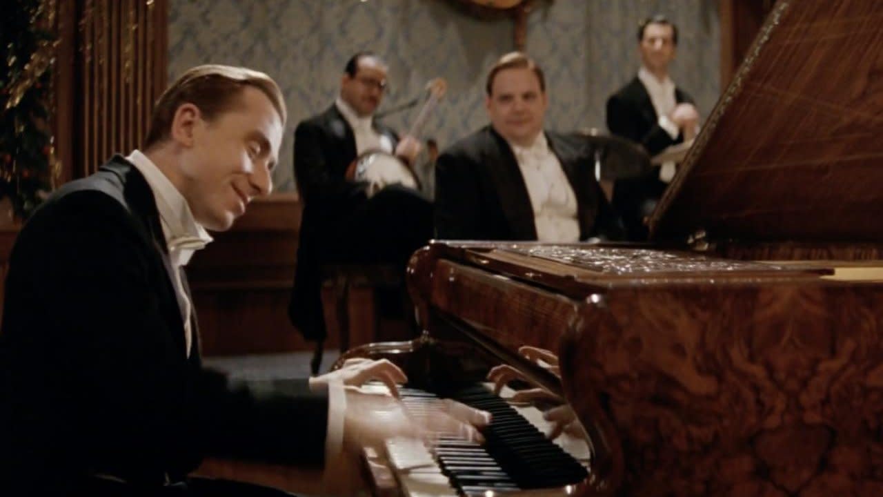 La leggenda del pianista sull'oceano in streaming | Mediaset Infinity