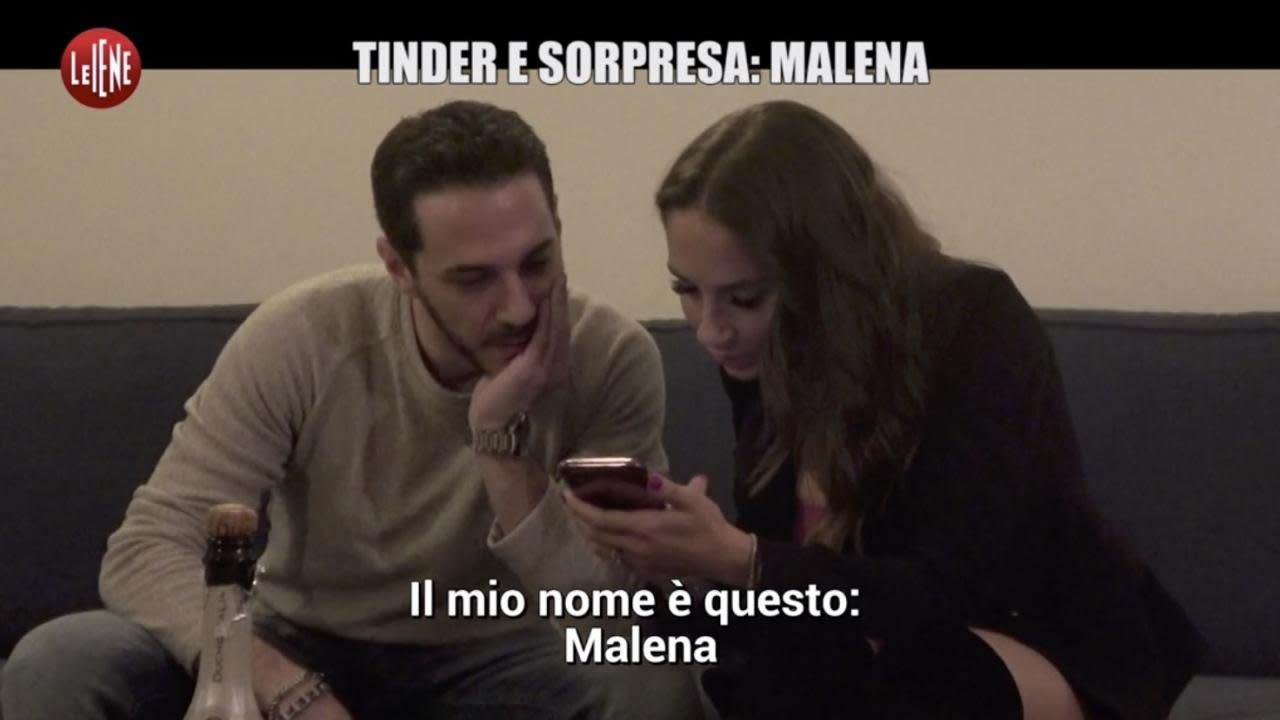 Appuntamento Tinder con Malena | Mediaset Infinity