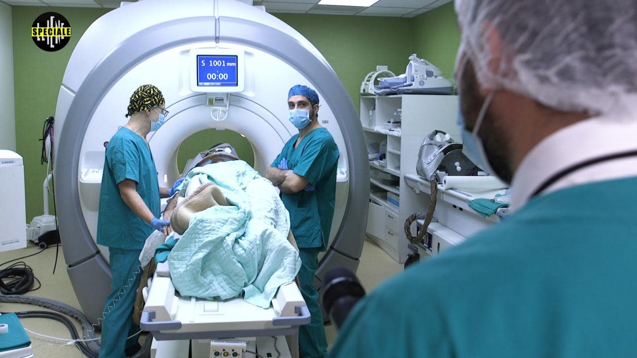 Le Iene, lo speciale Due anni di Covid Le Iene, lo speciale Due anni di Covid