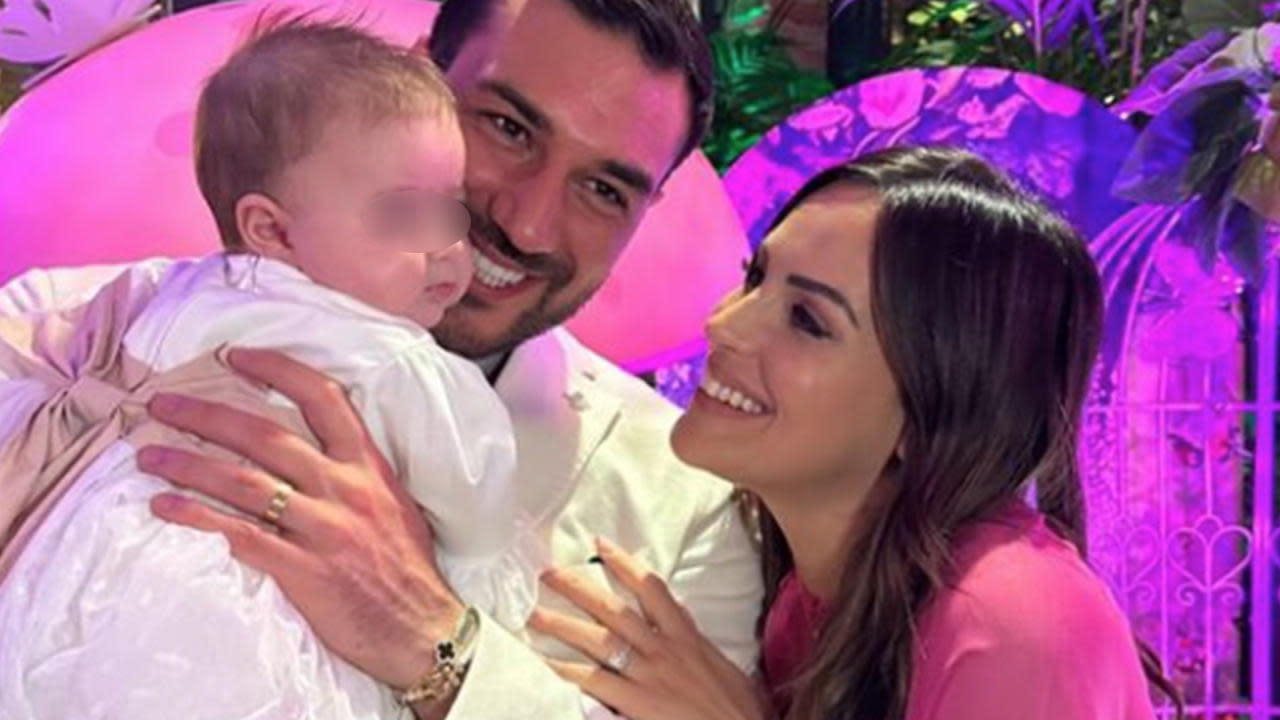 Claudia Dionigi e Lorenzo Riccardi, il battesimo della figlia