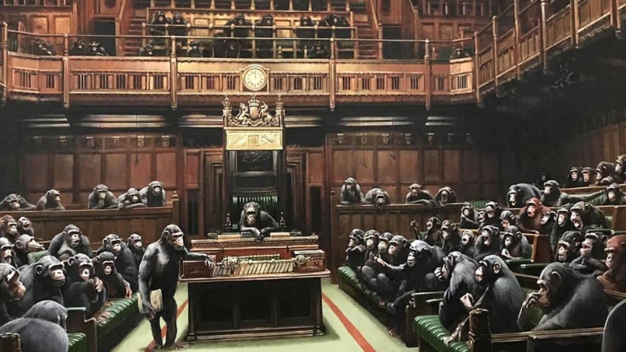 Banksy, asta da record per il suo quadro Devolved Parliament Mediaset Infinity